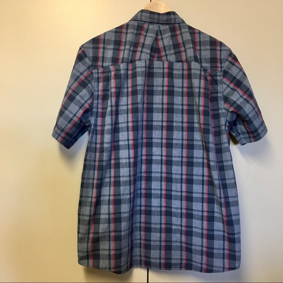 The North Face Button Down flannel short sleeve shirt - Picture 5 of 7